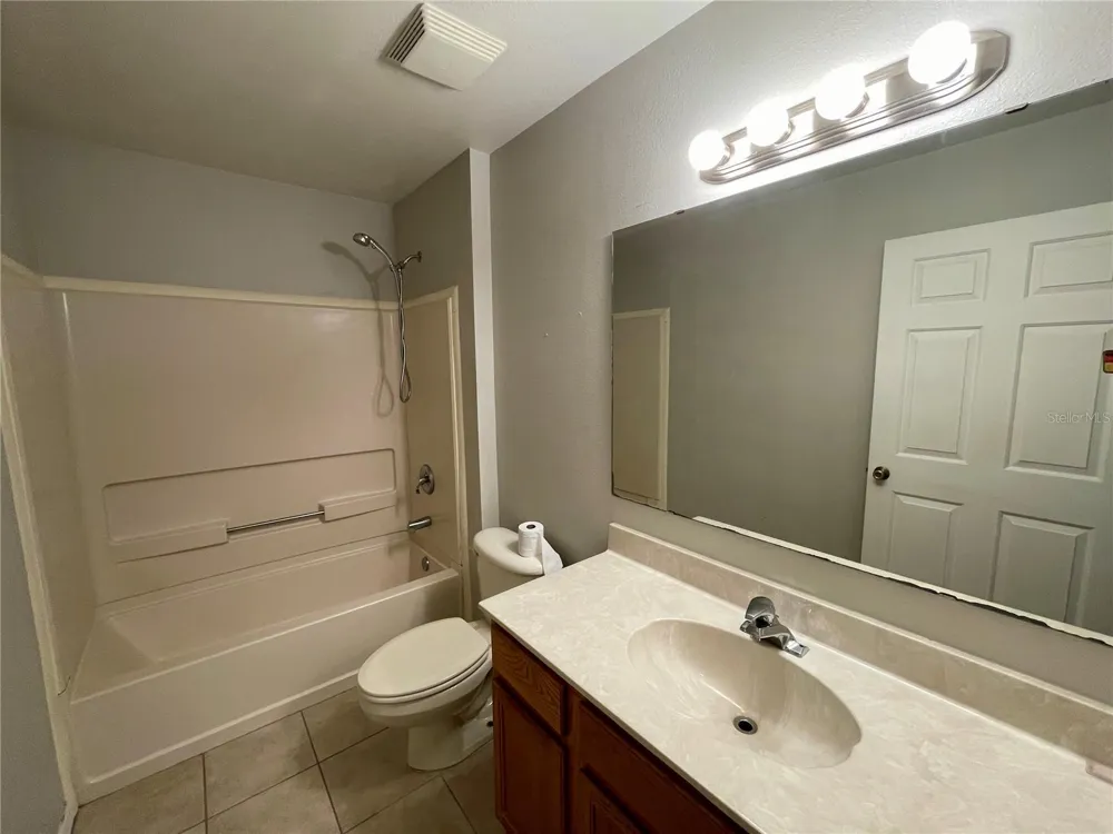 12119 WARWICK CIRCLE Parrish, FL 34219
