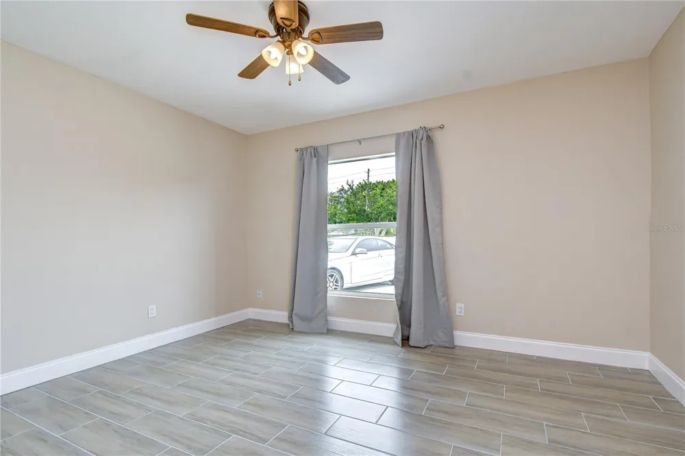 6871 4TH STREET S St Petersburg, FL 33705
