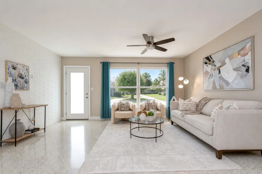 6871 4TH STREET S St Petersburg, FL 33705