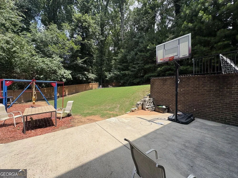 180 Village Green CT SW Lilburn, GA 30047