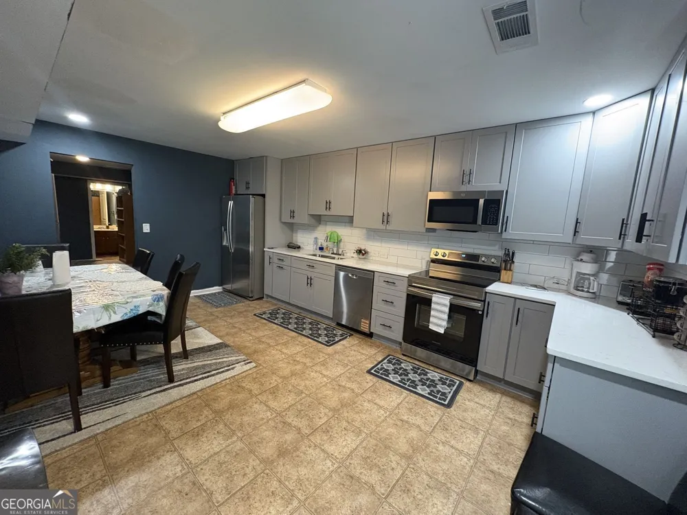 180 Village Green CT SW Lilburn, GA 30047