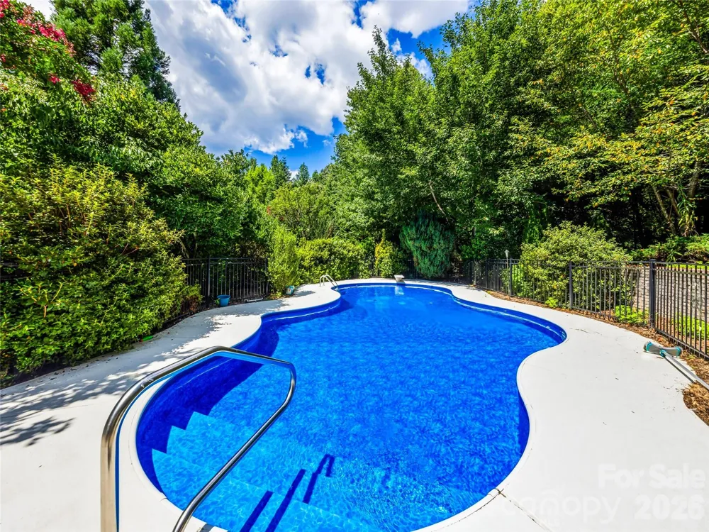 150 Rainbow View Drive Fletcher, NC 28732