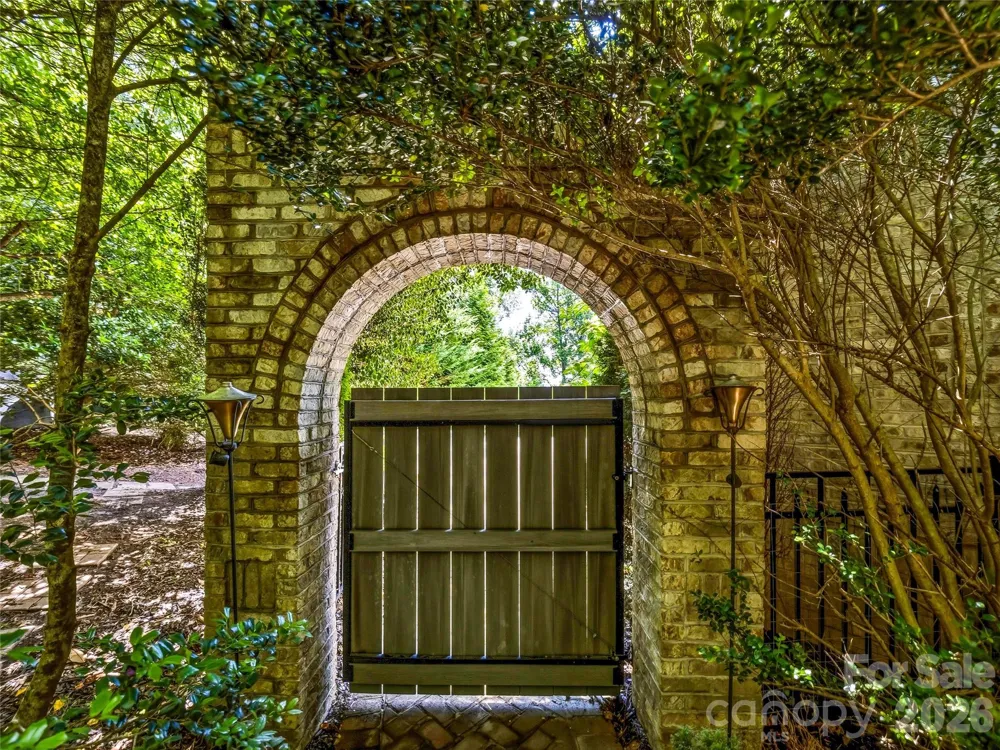 150 Rainbow View Drive Fletcher, NC 28732