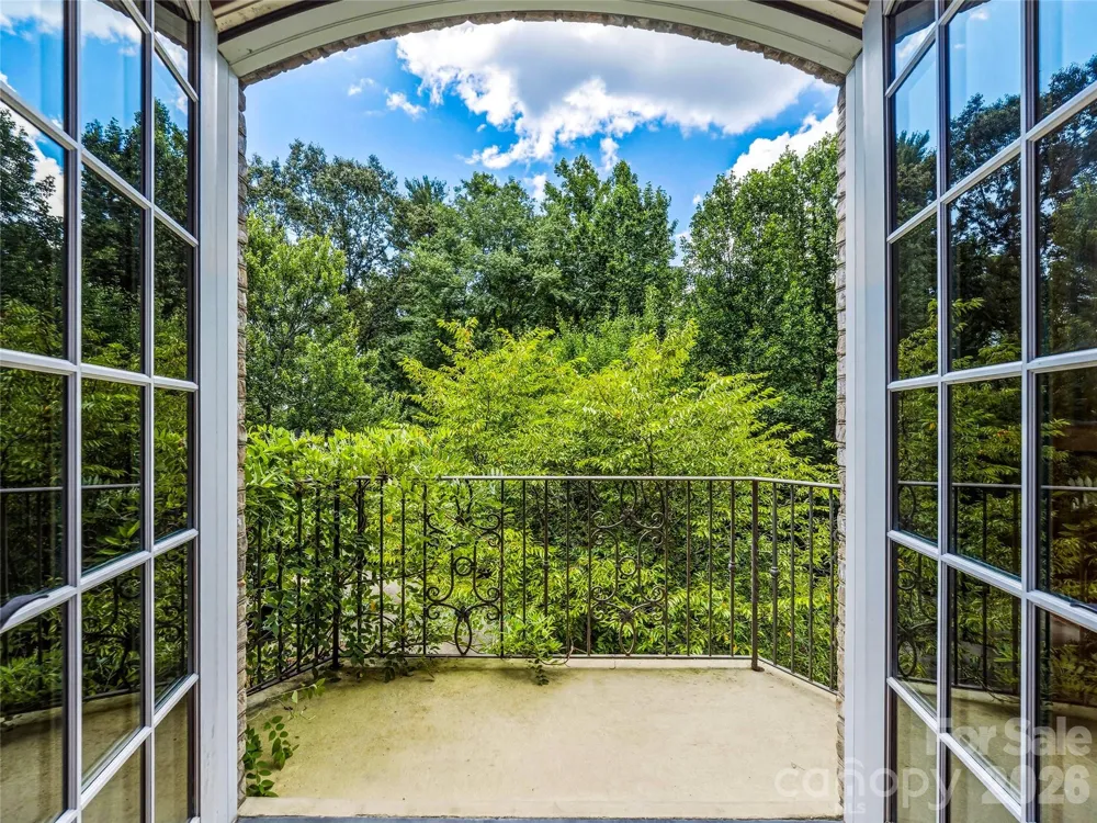 150 Rainbow View Drive Fletcher, NC 28732