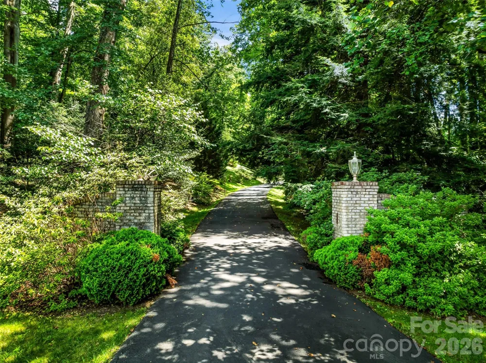 150 Rainbow View Drive Fletcher, NC 28732