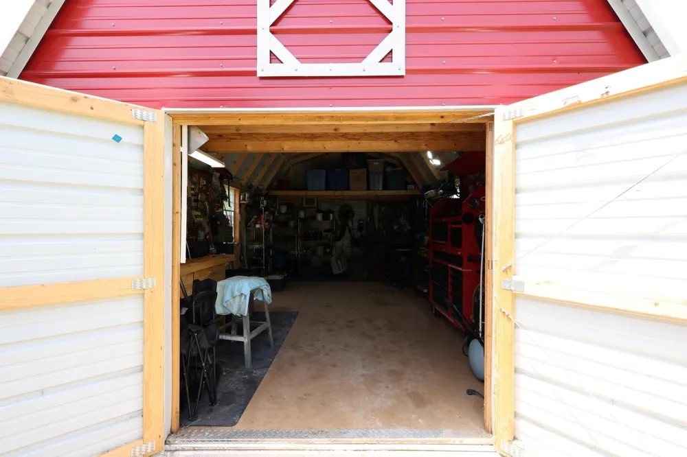 11994 Long Trussel Road Bryan, TX 77808