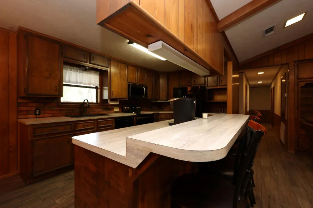 11994 Long Trussel Road Bryan, TX 77808