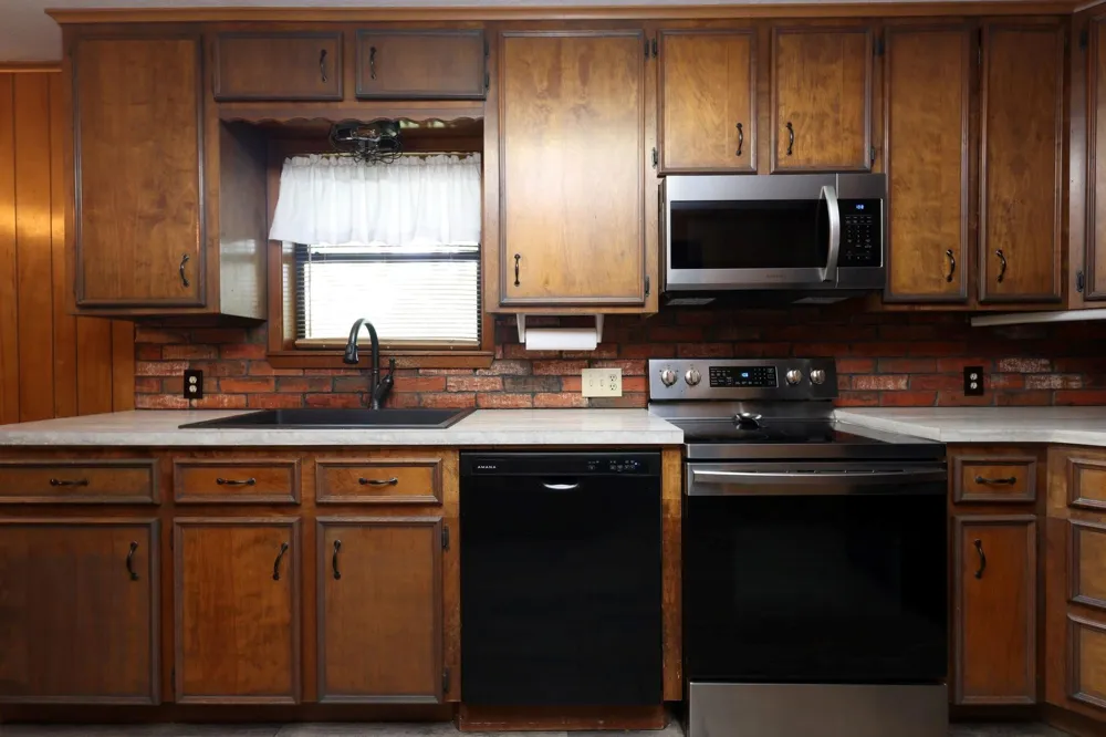 11994 Long Trussel Road Bryan, TX 77808