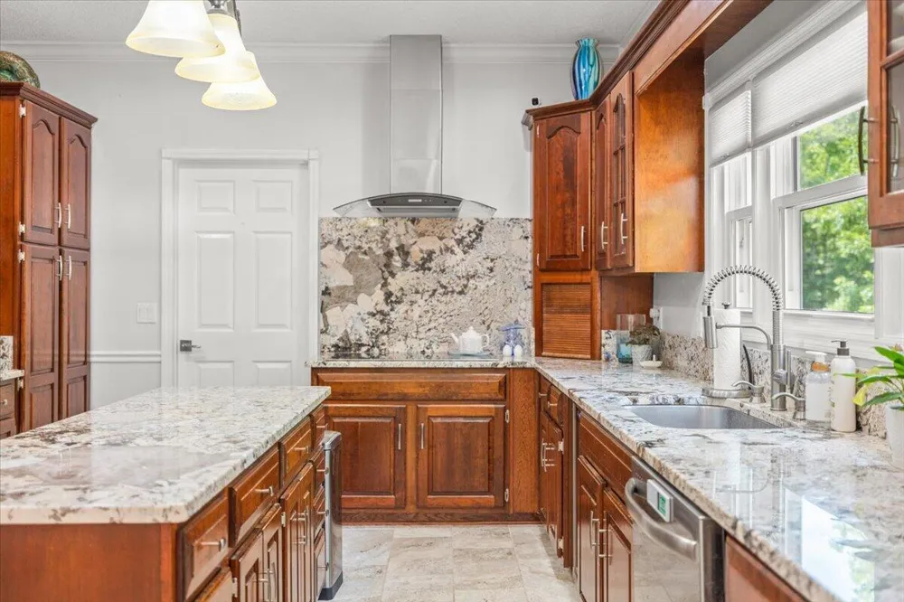 6218 Hidden Hill Road Harrison, TN 37341