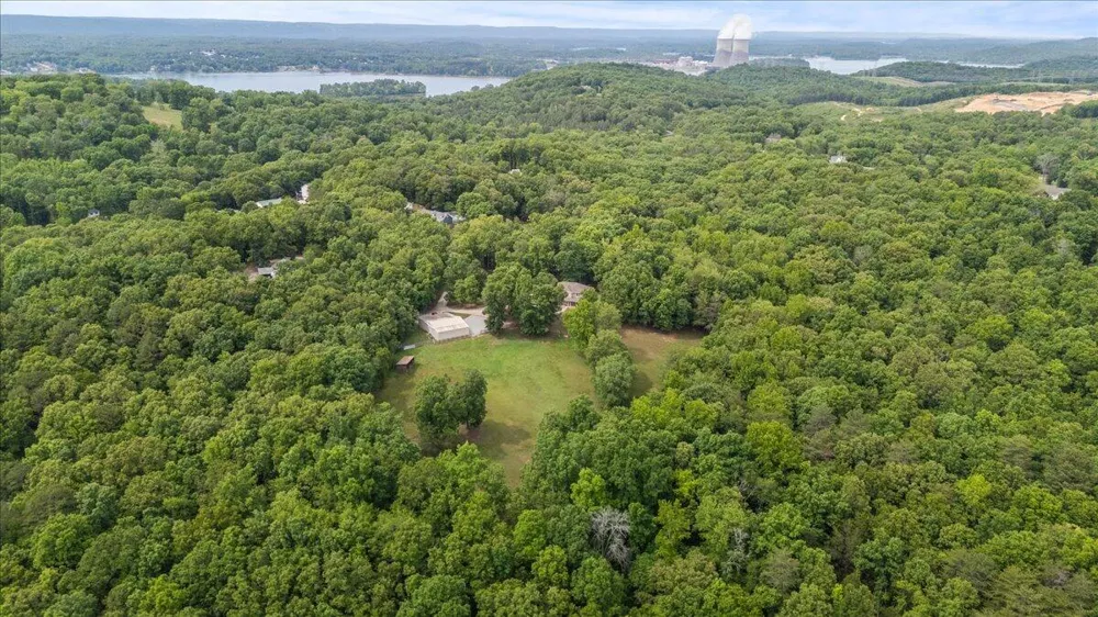 6218 Hidden Hill Road Harrison, TN 37341