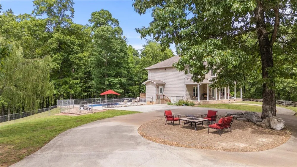 6218 Hidden Hill Road Harrison, TN 37341