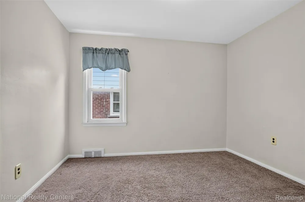 22311 Cleveland Dearborn City, MI 48124