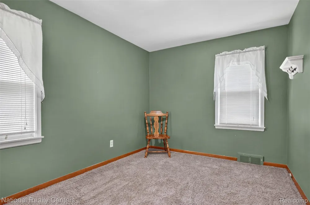 22311 Cleveland Dearborn City, MI 48124
