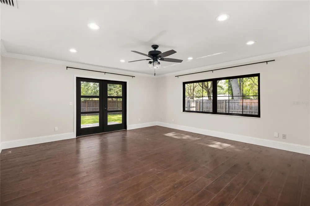 648 FITZWALTER DRIVE Winter Park, FL 32792