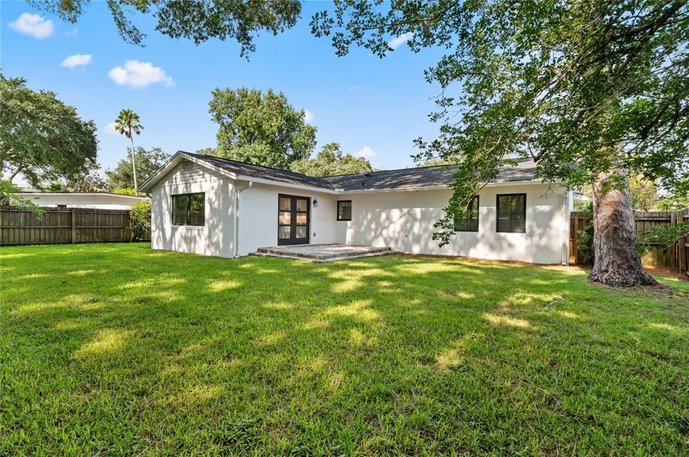 648 FITZWALTER DRIVE Winter Park, FL 32792