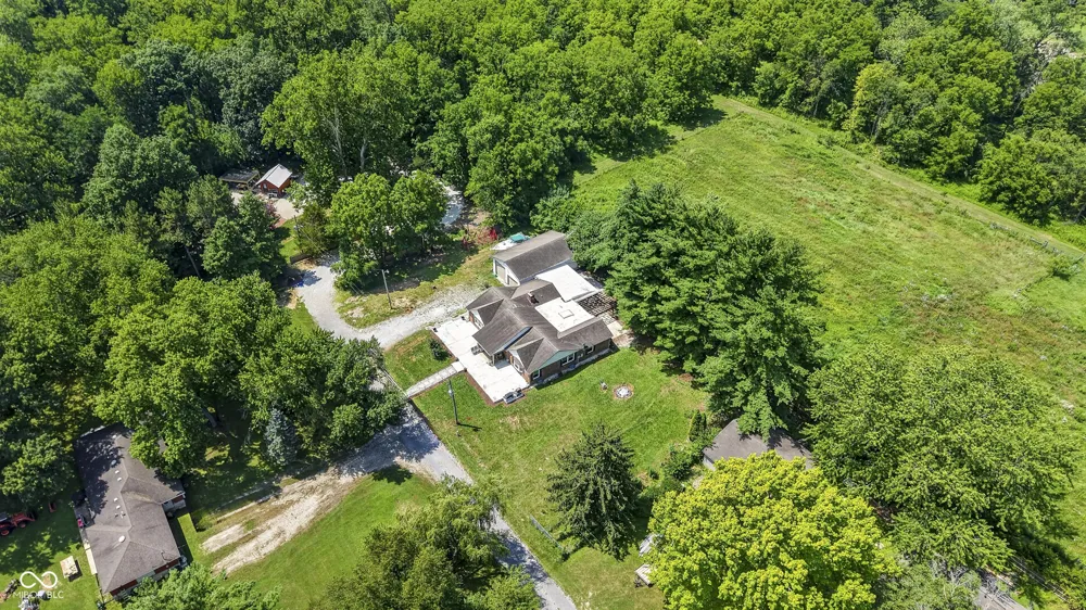 602 S 840 E Zionsville, IN 46077