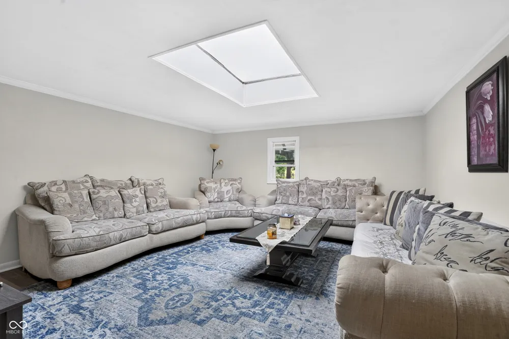 602 S 840 E Zionsville, IN 46077