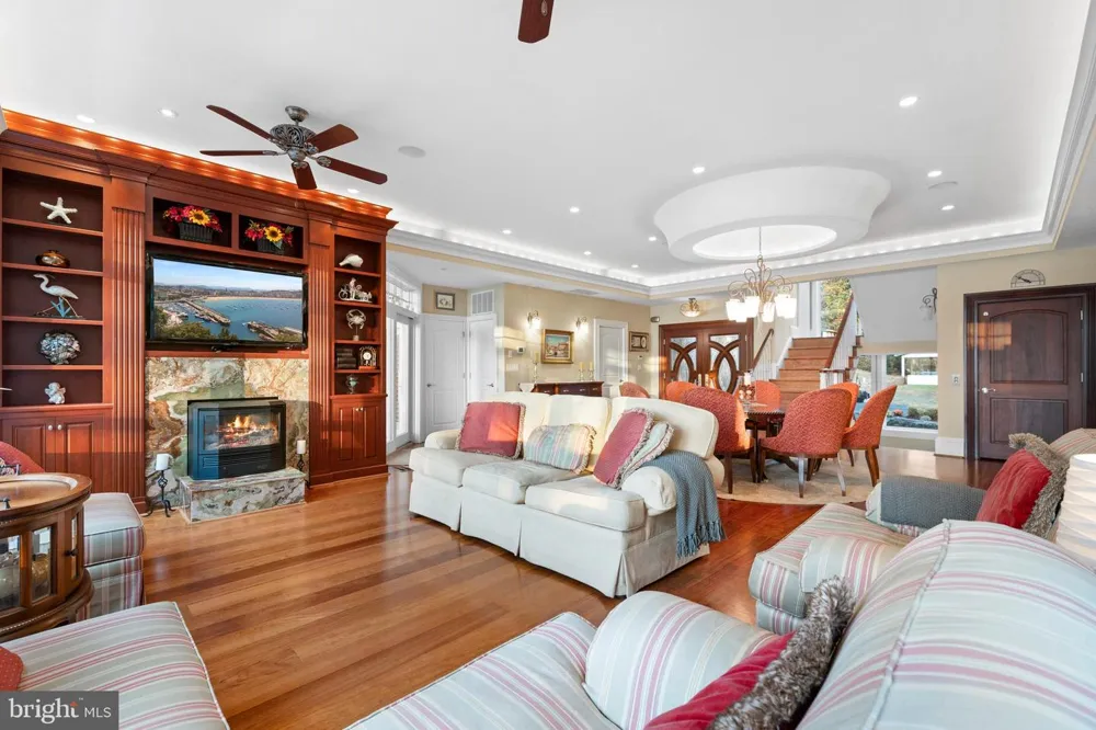 206 HARBOR DRIVE Lusby, MD 20657