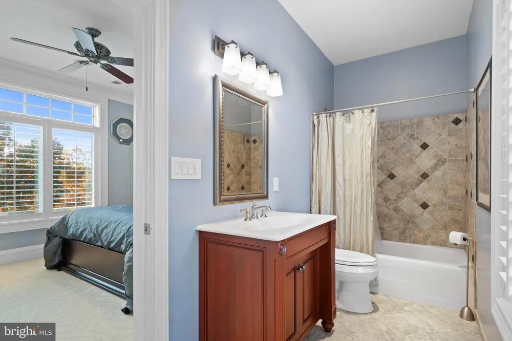 206 HARBOR DRIVE Lusby, MD 20657