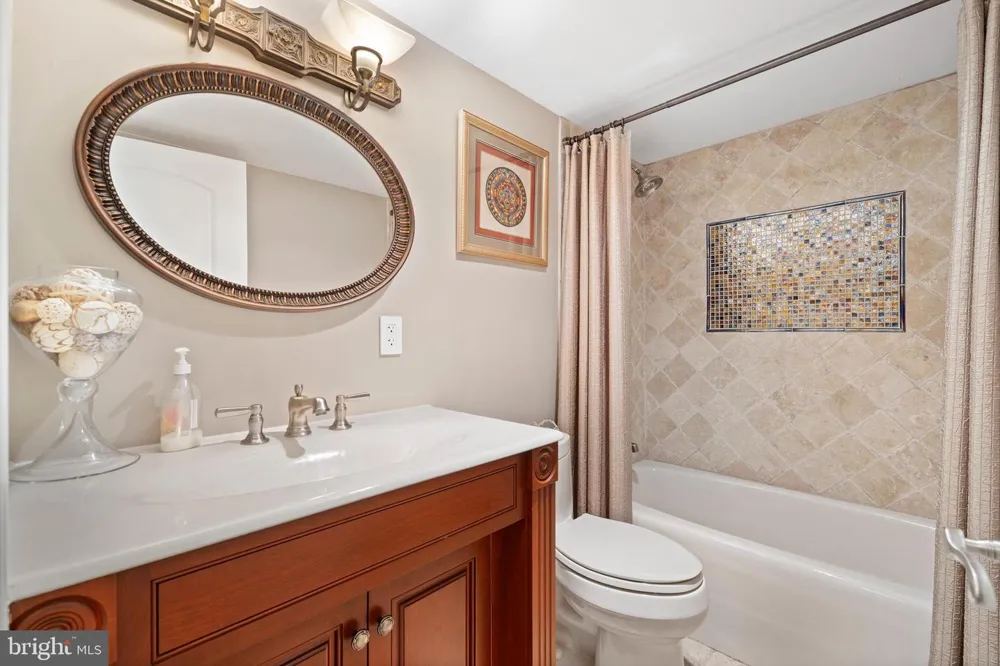 206 HARBOR DRIVE Lusby, MD 20657
