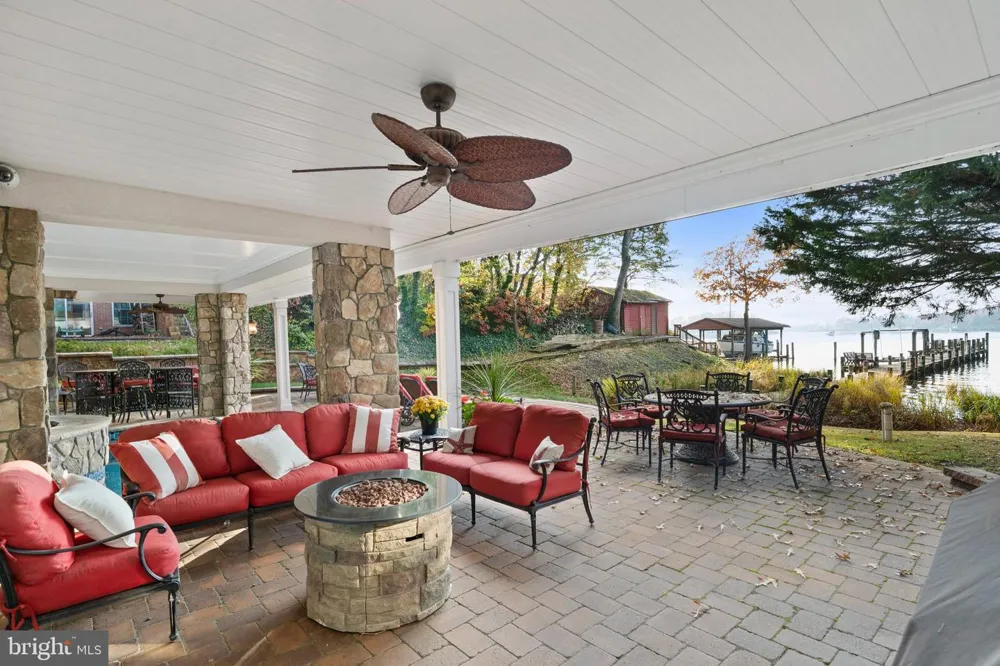 206 HARBOR DRIVE Lusby, MD 20657