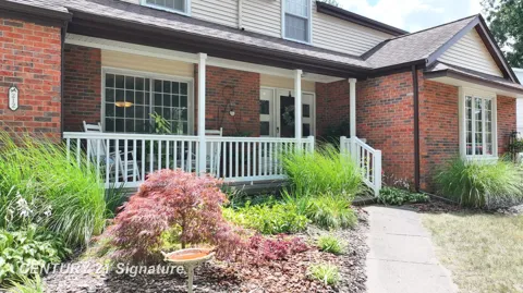 212 Cedarwood Drive