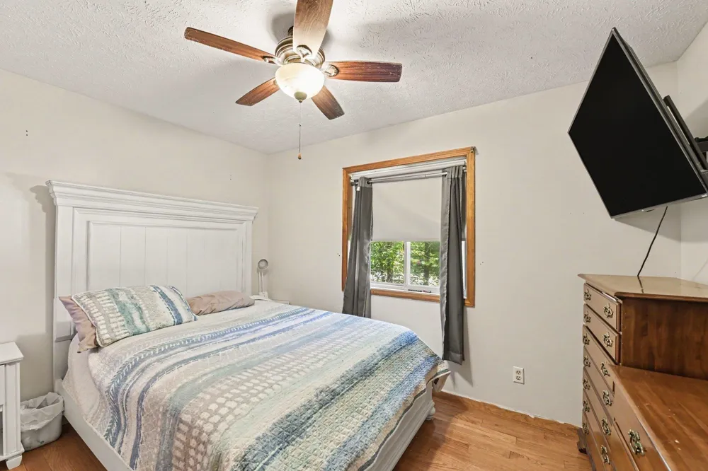2940 Artist Avenue Green Lake Township, MI 49643