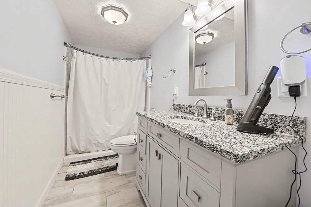 2940 Artist Avenue Green Lake Township, MI 49643