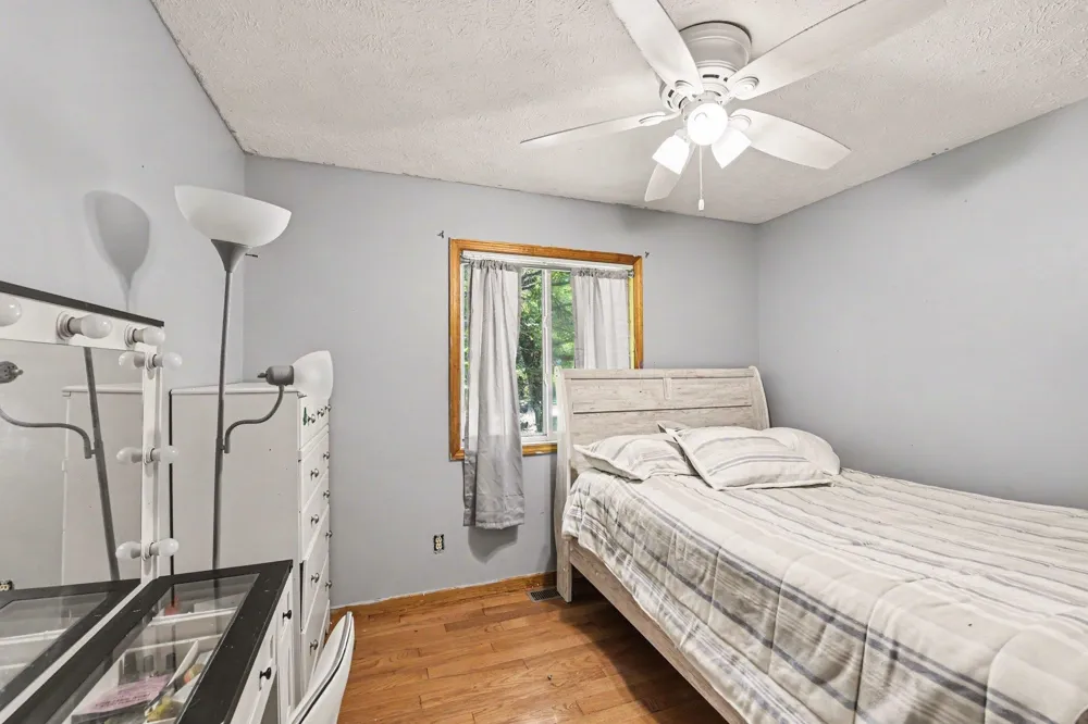 2940 Artist Avenue Green Lake Township, MI 49643