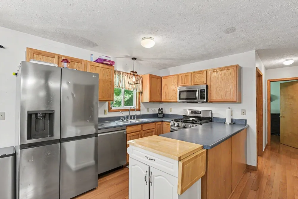 2940 Artist Avenue Green Lake Township, MI 49643