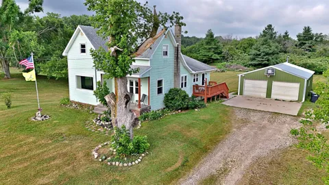 8600 S Lucas Road