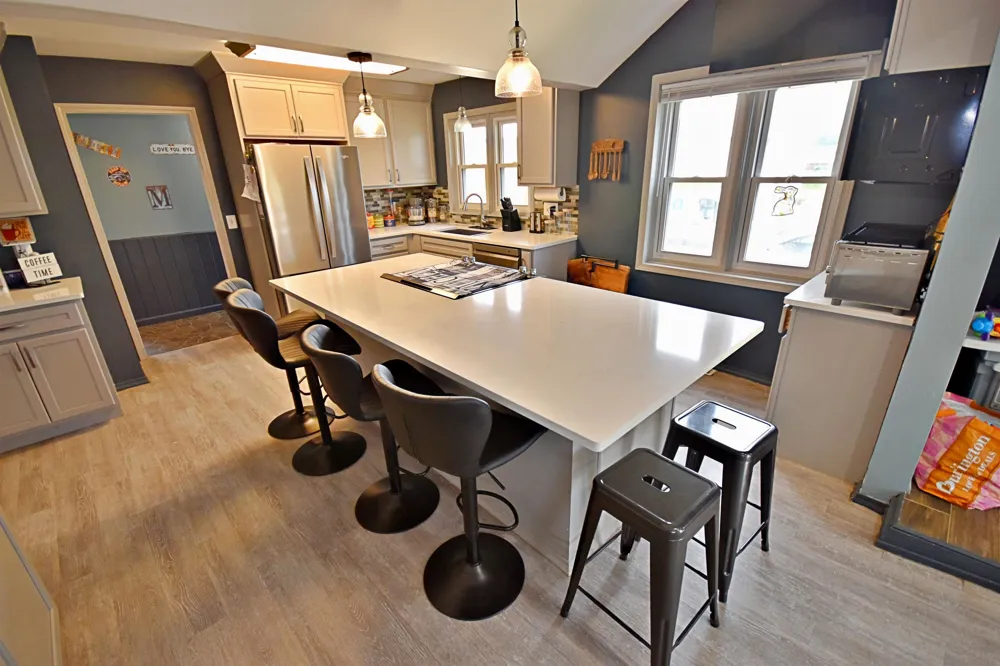 8600 S Lucas Road Richland Township, MI 49657
