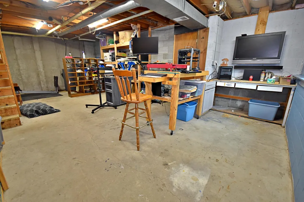 8600 S Lucas Road Richland Township, MI 49657