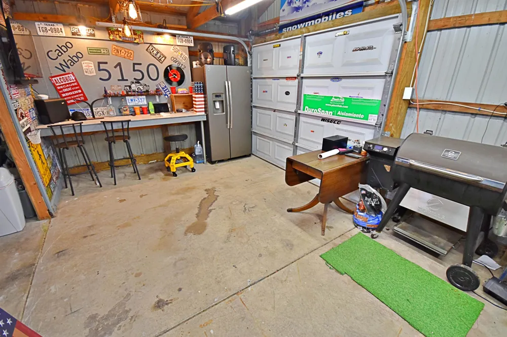 8600 S Lucas Road Richland Township, MI 49657