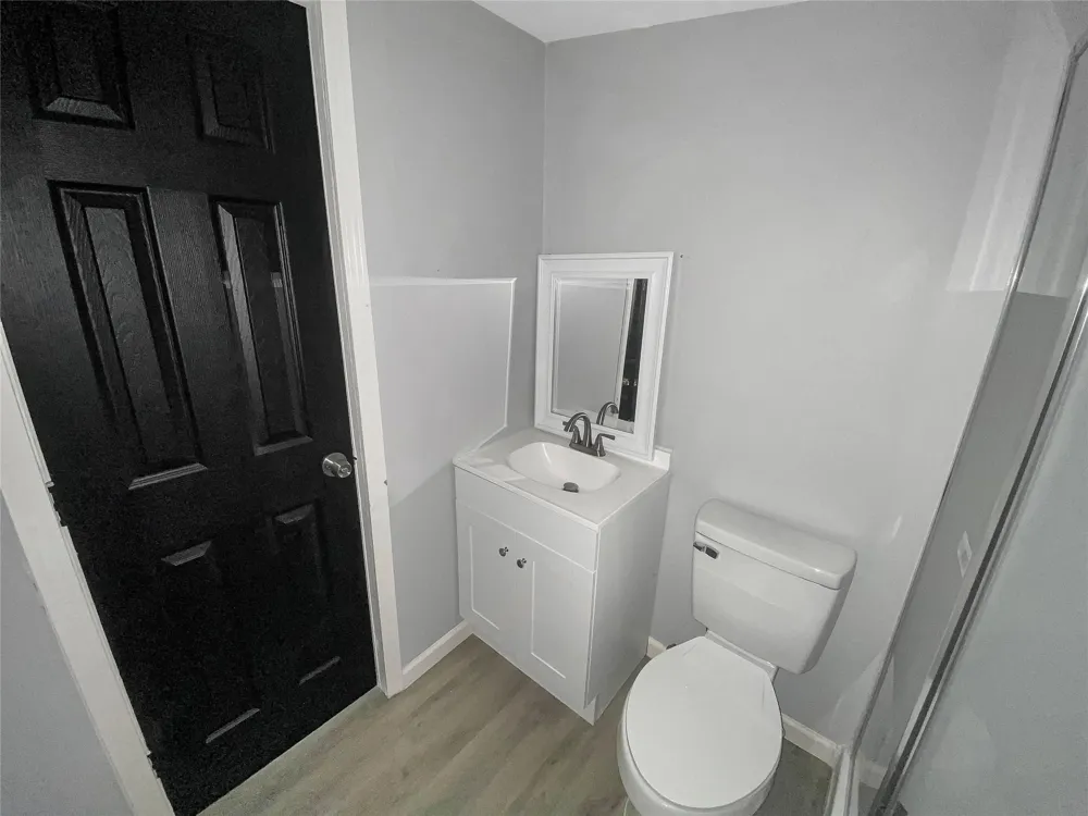 1201 Fm-517 Dickinson, TX 77539