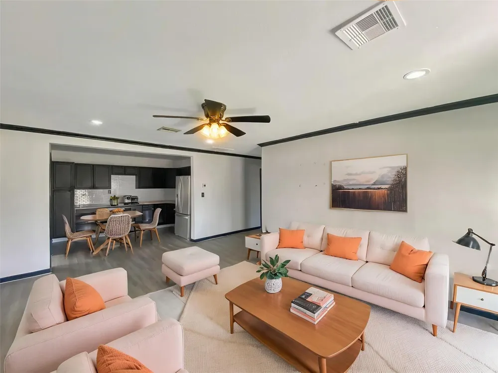 1201 Fm-517 Dickinson, TX 77539