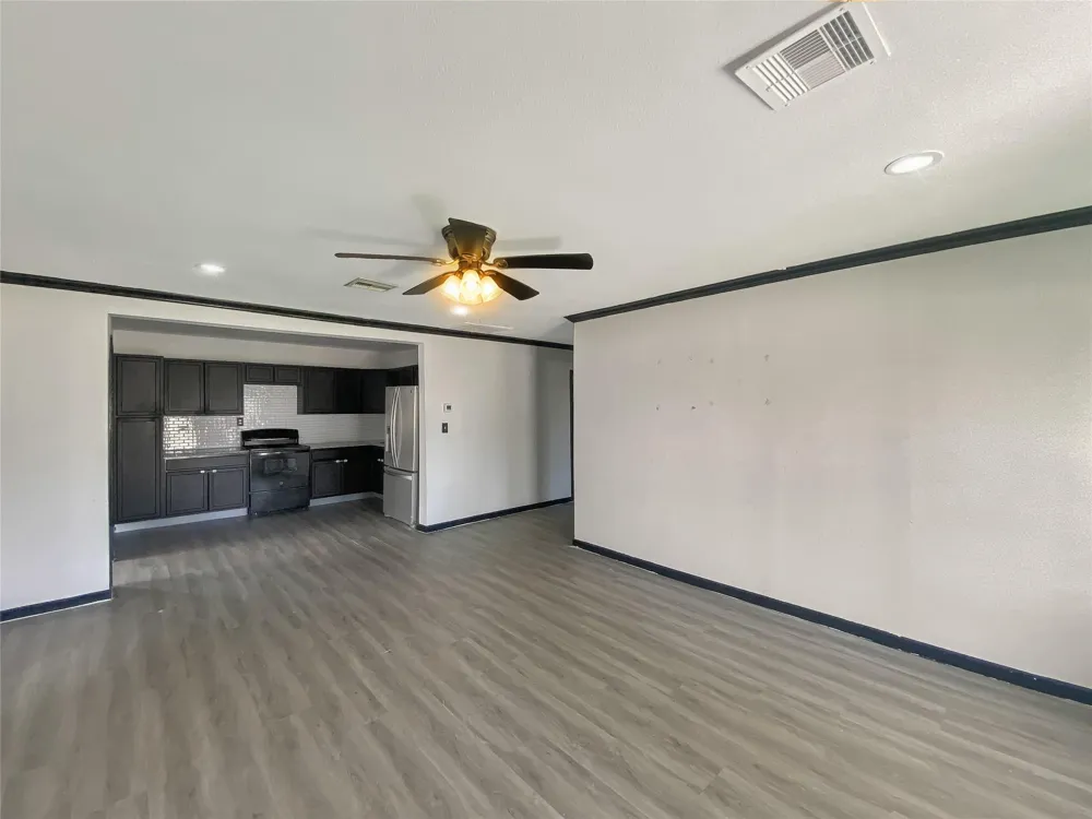 1201 Fm-517 Dickinson, TX 77539