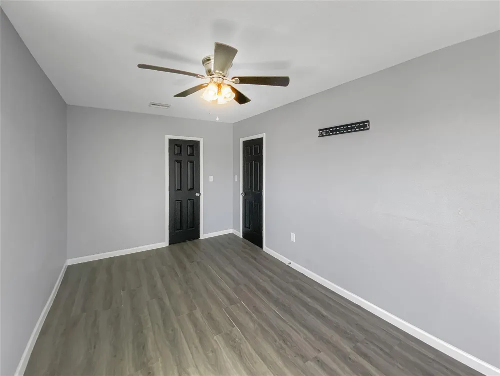 1201 Fm-517 Dickinson, TX 77539