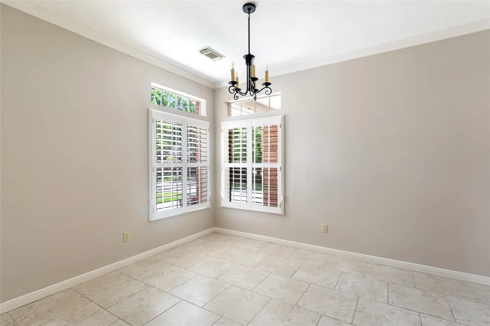 4439 Bellington Court Kingwood, TX 77345