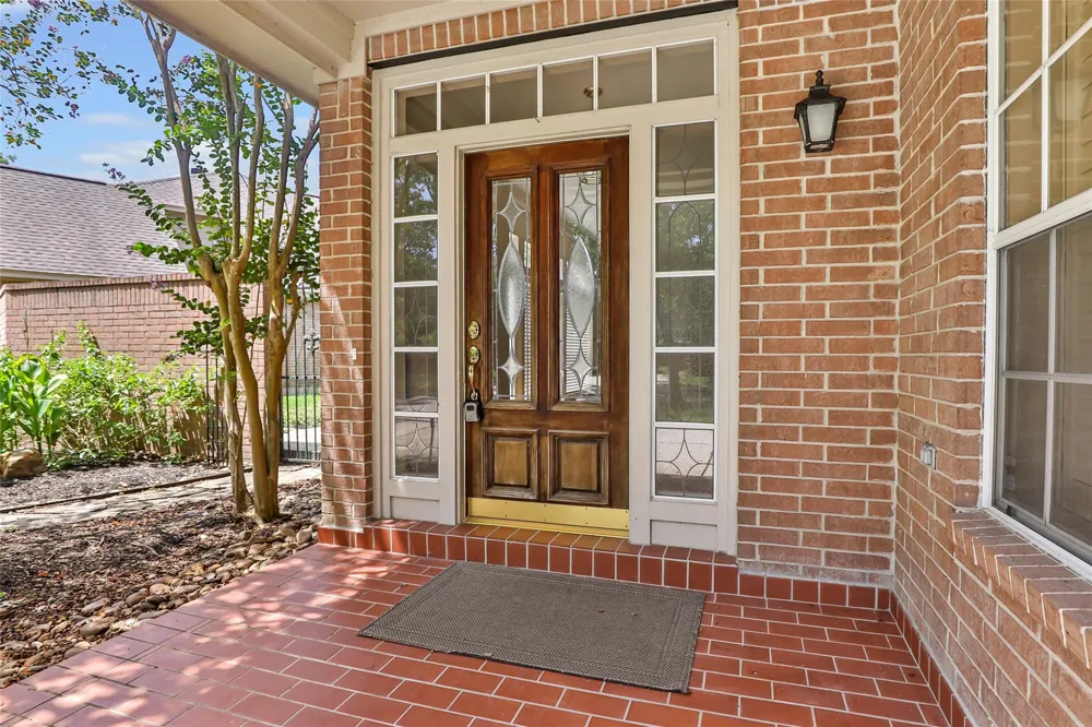 4439 Bellington Court Kingwood, TX 77345