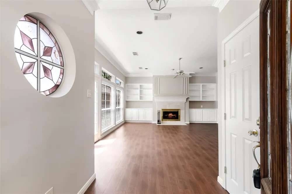 4439 Bellington Court Kingwood, TX 77345