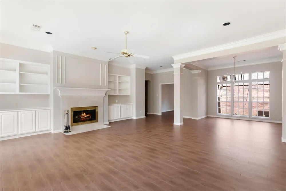 4439 Bellington Court Kingwood, TX 77345