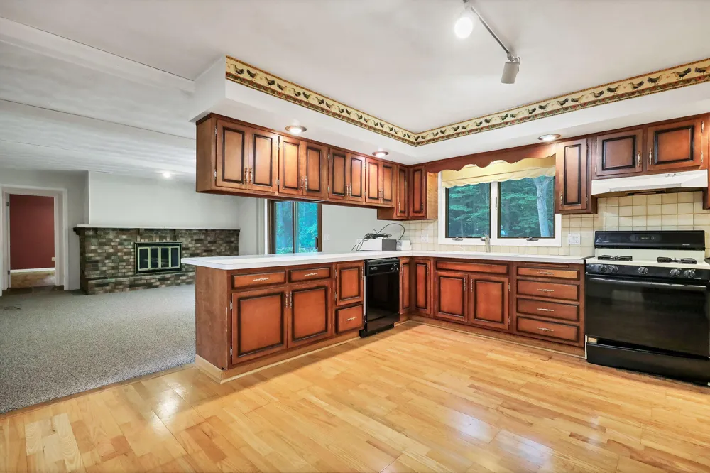 3417 Ginger Snap Lane Lansing City, MI 48911