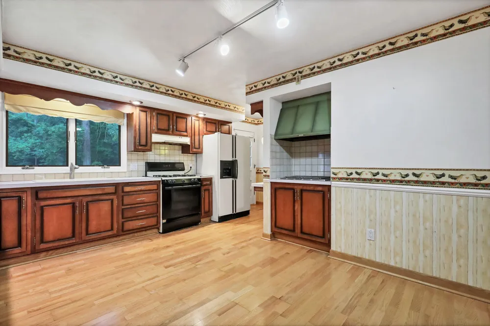 3417 Ginger Snap Lane Lansing City, MI 48911