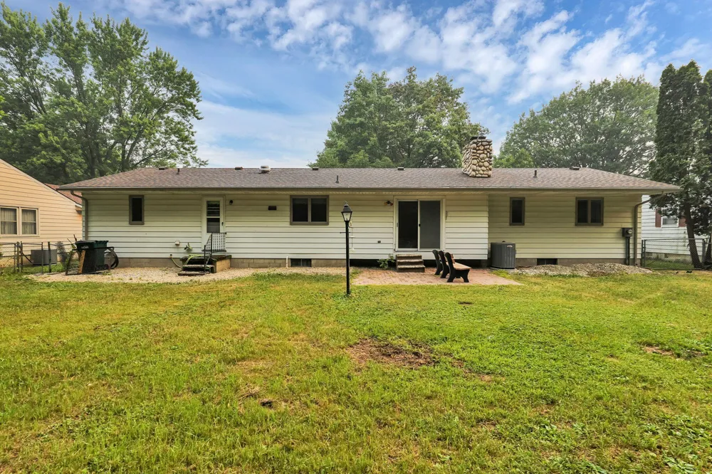 3417 Ginger Snap Lane Lansing City, MI 48911