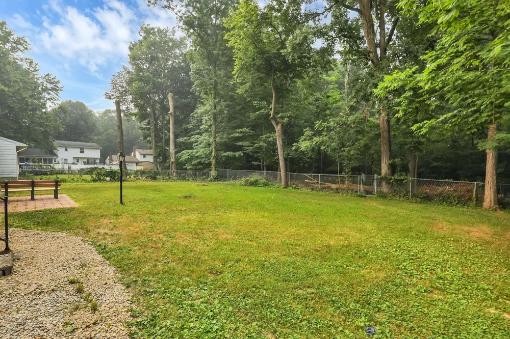 3417 Ginger Snap Lane Lansing City, MI 48911