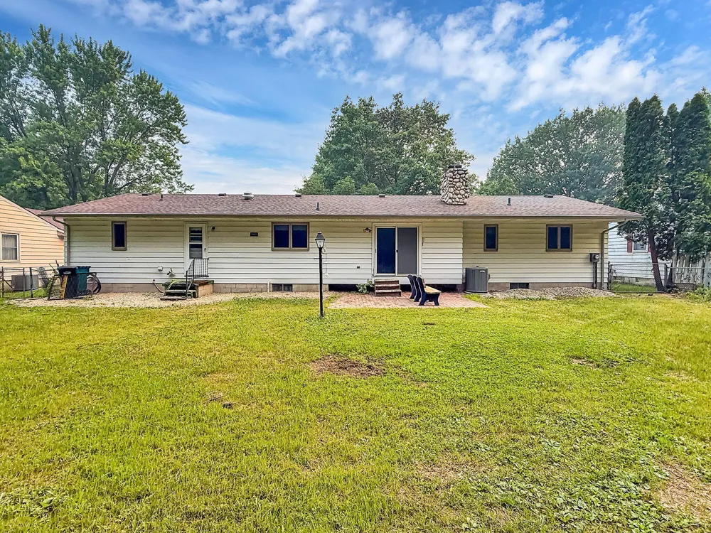 3417 Ginger Snap Lane Lansing City, MI 48911