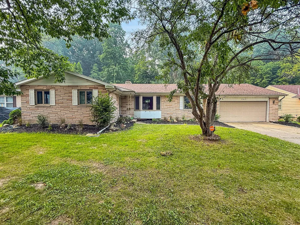 3417 Ginger Snap Lane Lansing City, MI 48911