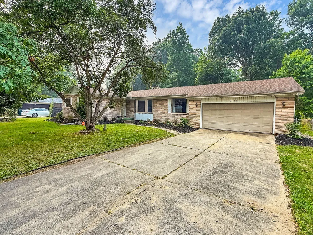 3417 Ginger Snap Lane Lansing City, MI 48911