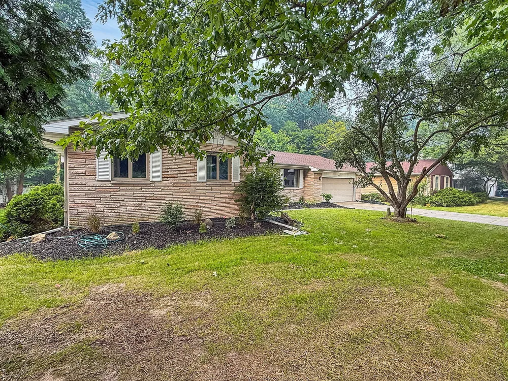 3417 Ginger Snap Lane Lansing City, MI 48911